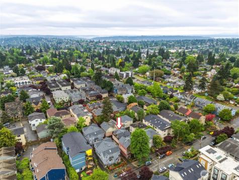 725 N 95th Street Seattle WA 98103