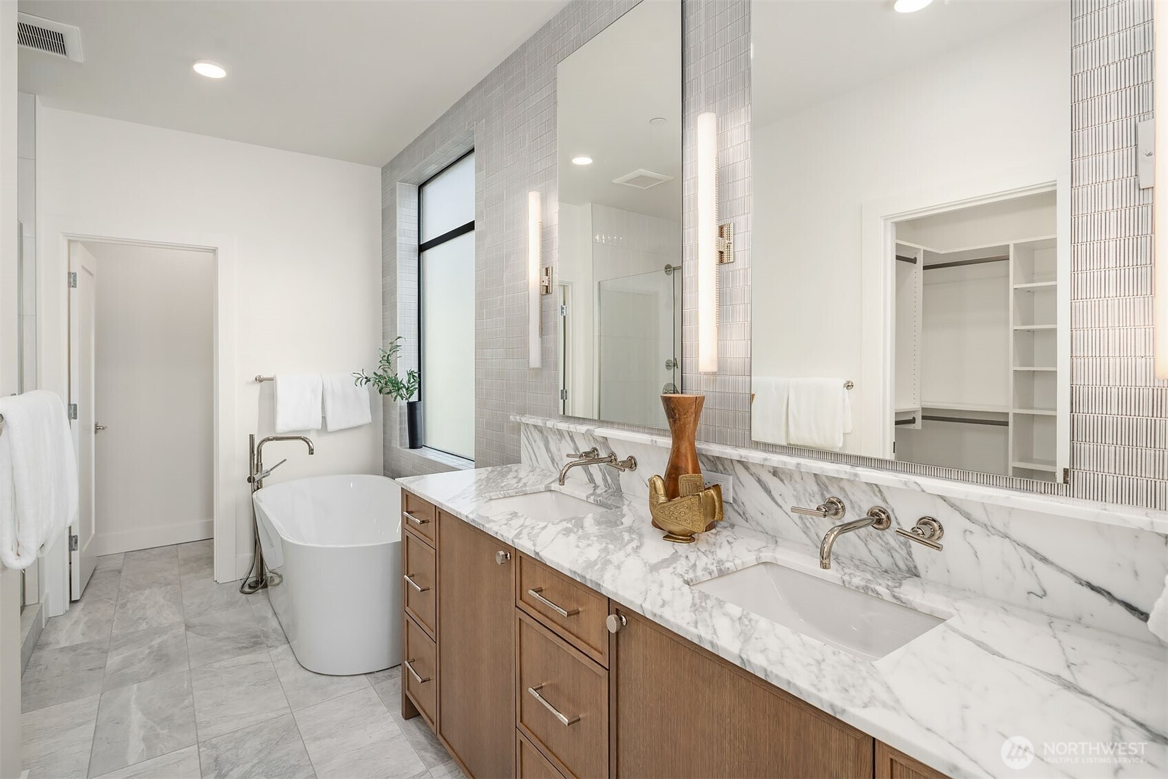 14315 NE 148th Place Woodinville WA 98072