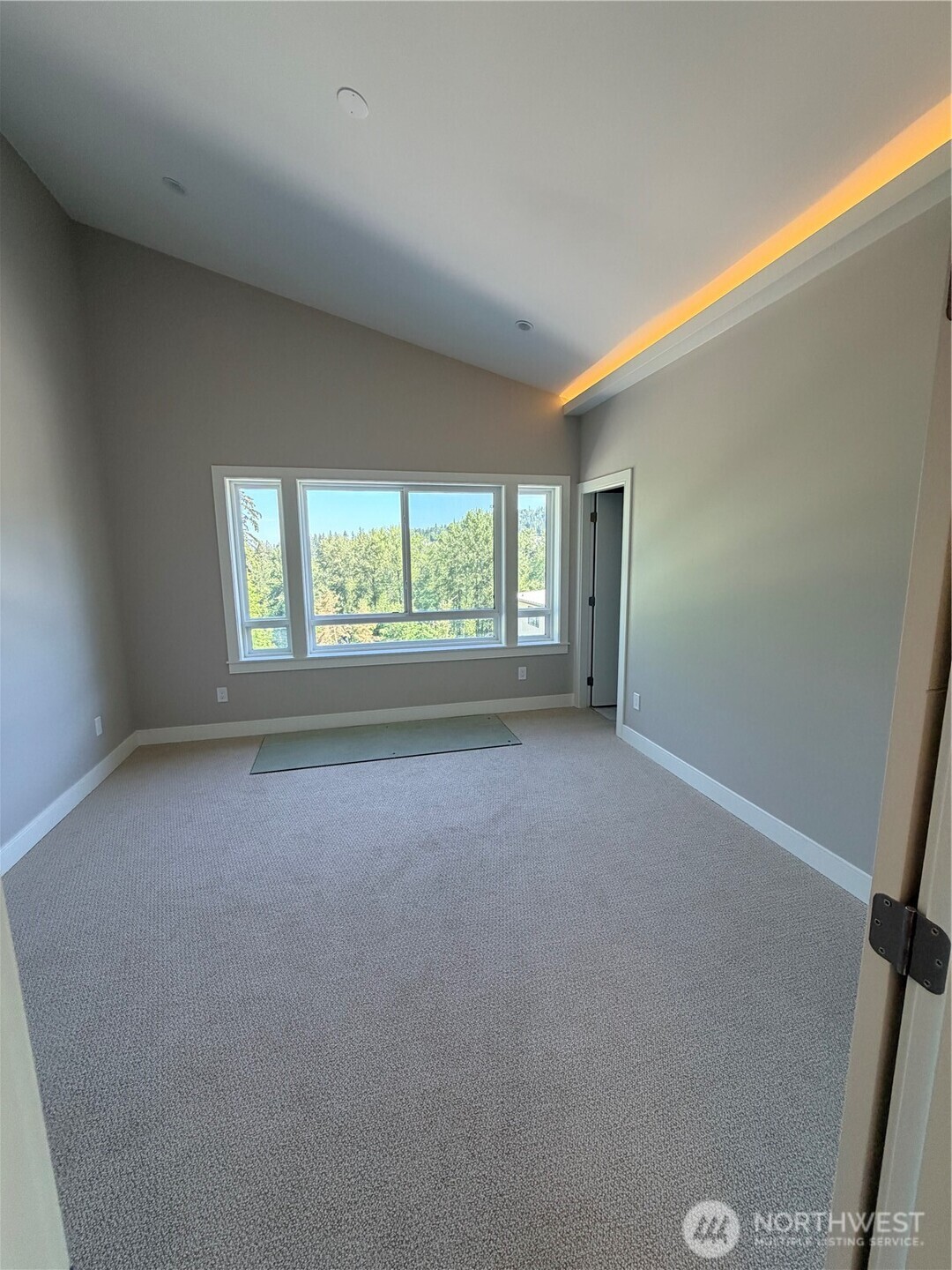 4305 NE 26 Place Renton WA 98059