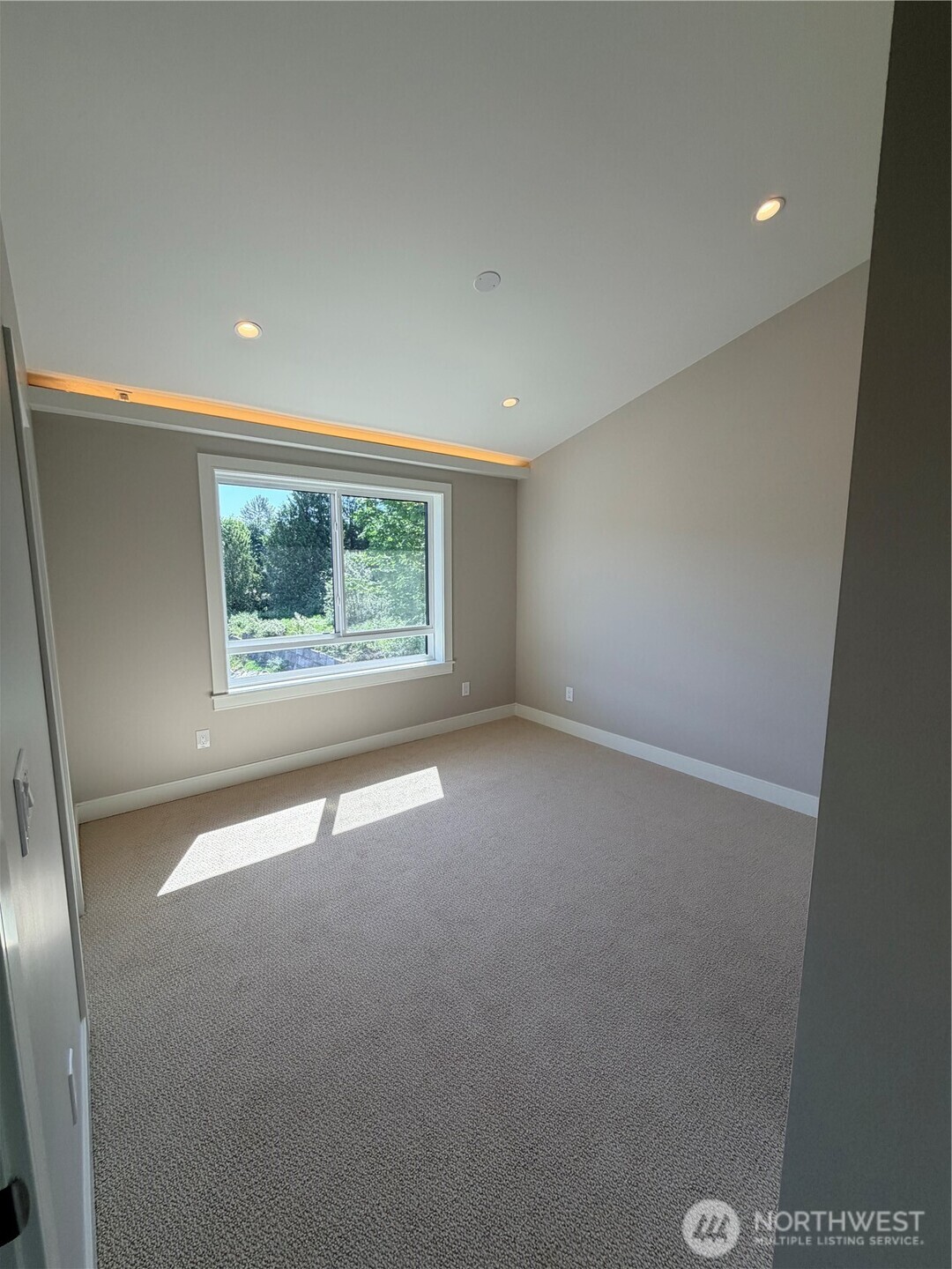 4305 NE 26 Place Renton WA 98059