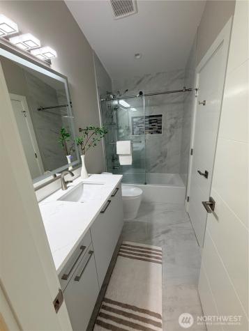 4305 NE 26 Place Renton WA 98059