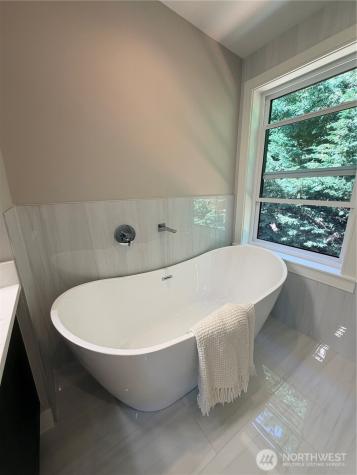 4305 NE 26 Place Renton WA 98059