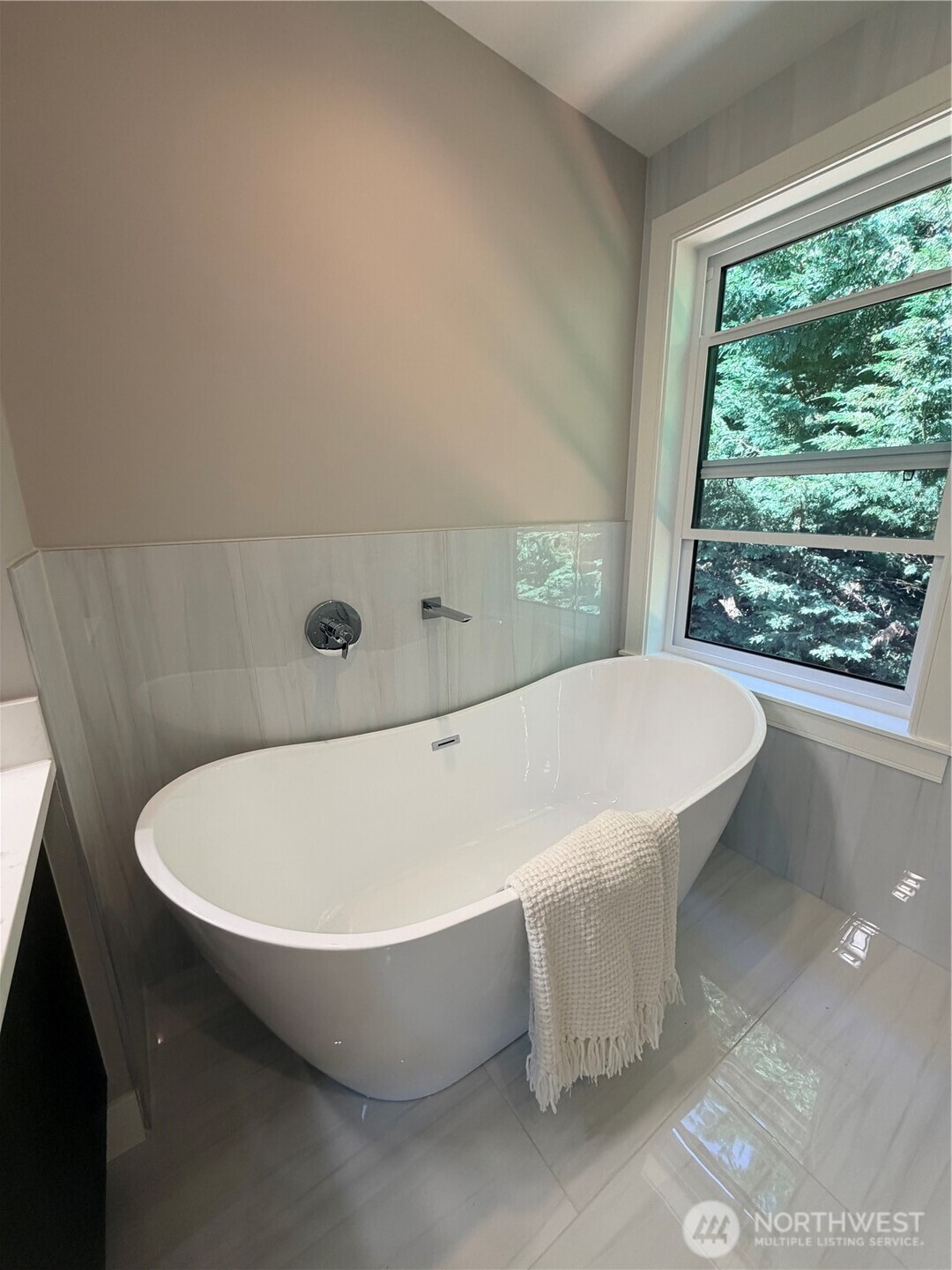 4305 NE 26 Place Renton WA 98059