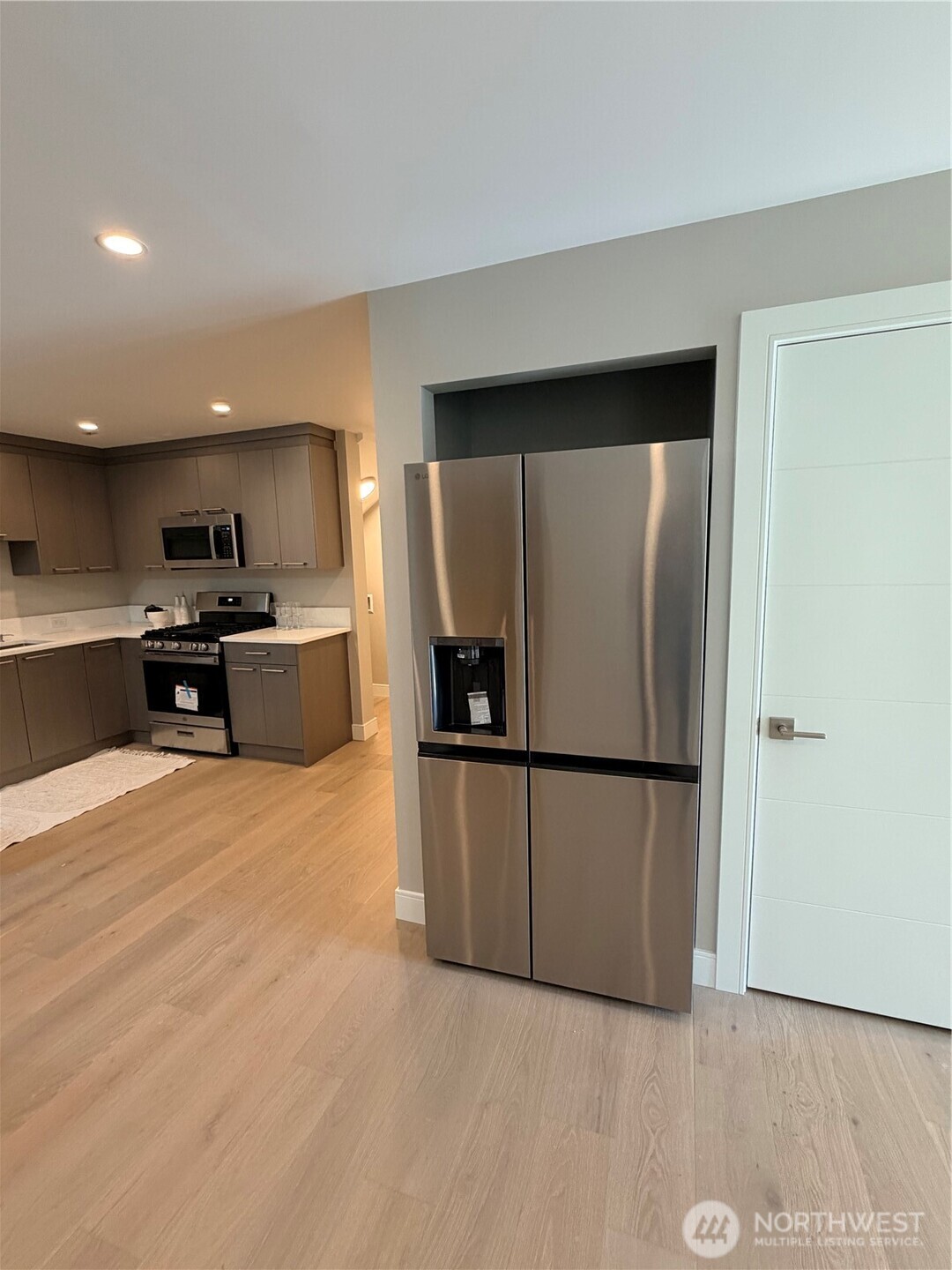 4305 NE 26 Place Renton WA 98059