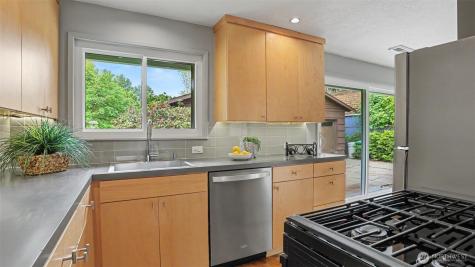 12515 SE 171st Street Renton WA 98058