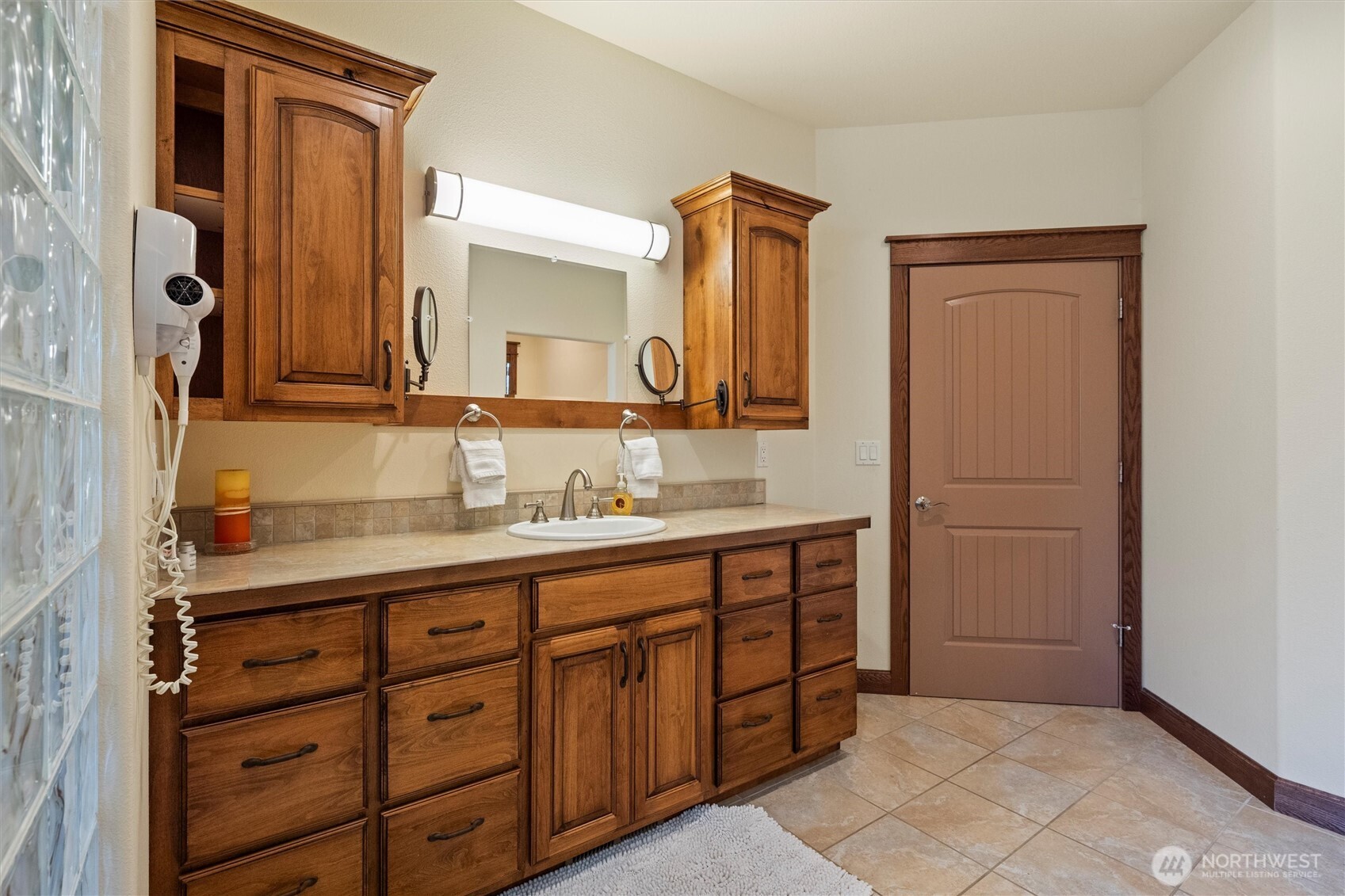 25725 Lincoln Hill Place E Creston WA 99147