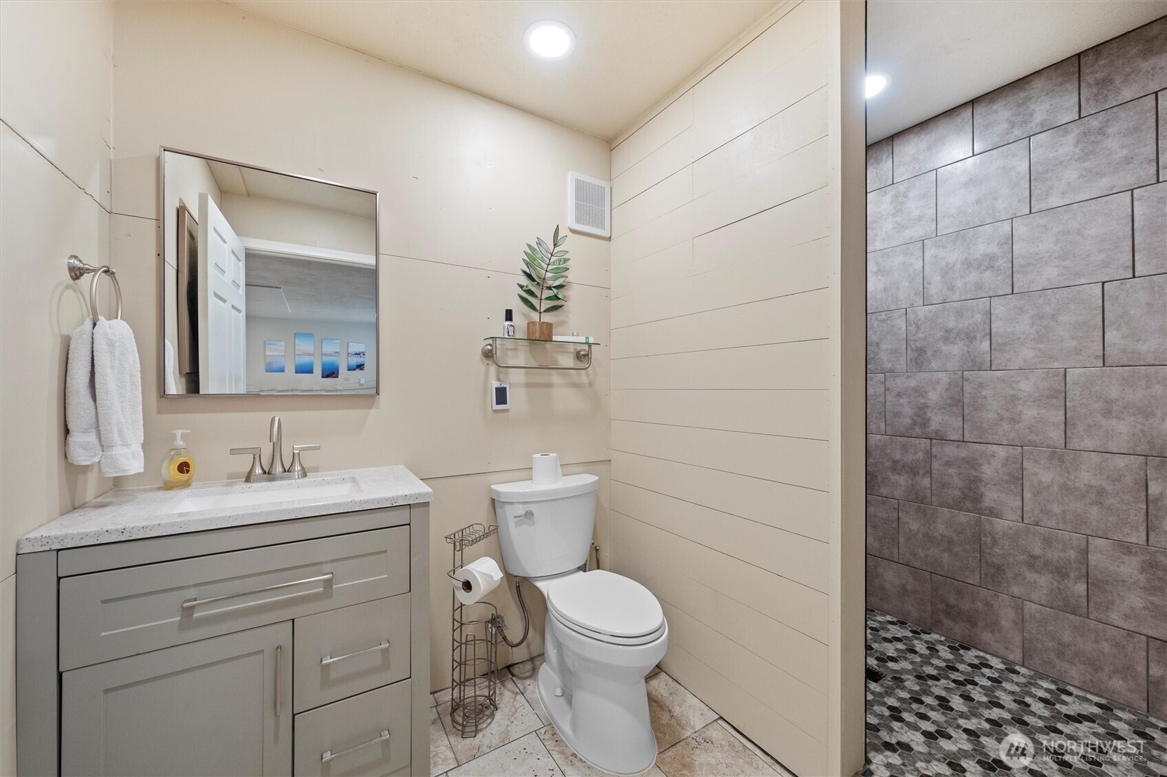 25725 Lincoln Hill Place E Creston WA 99147
