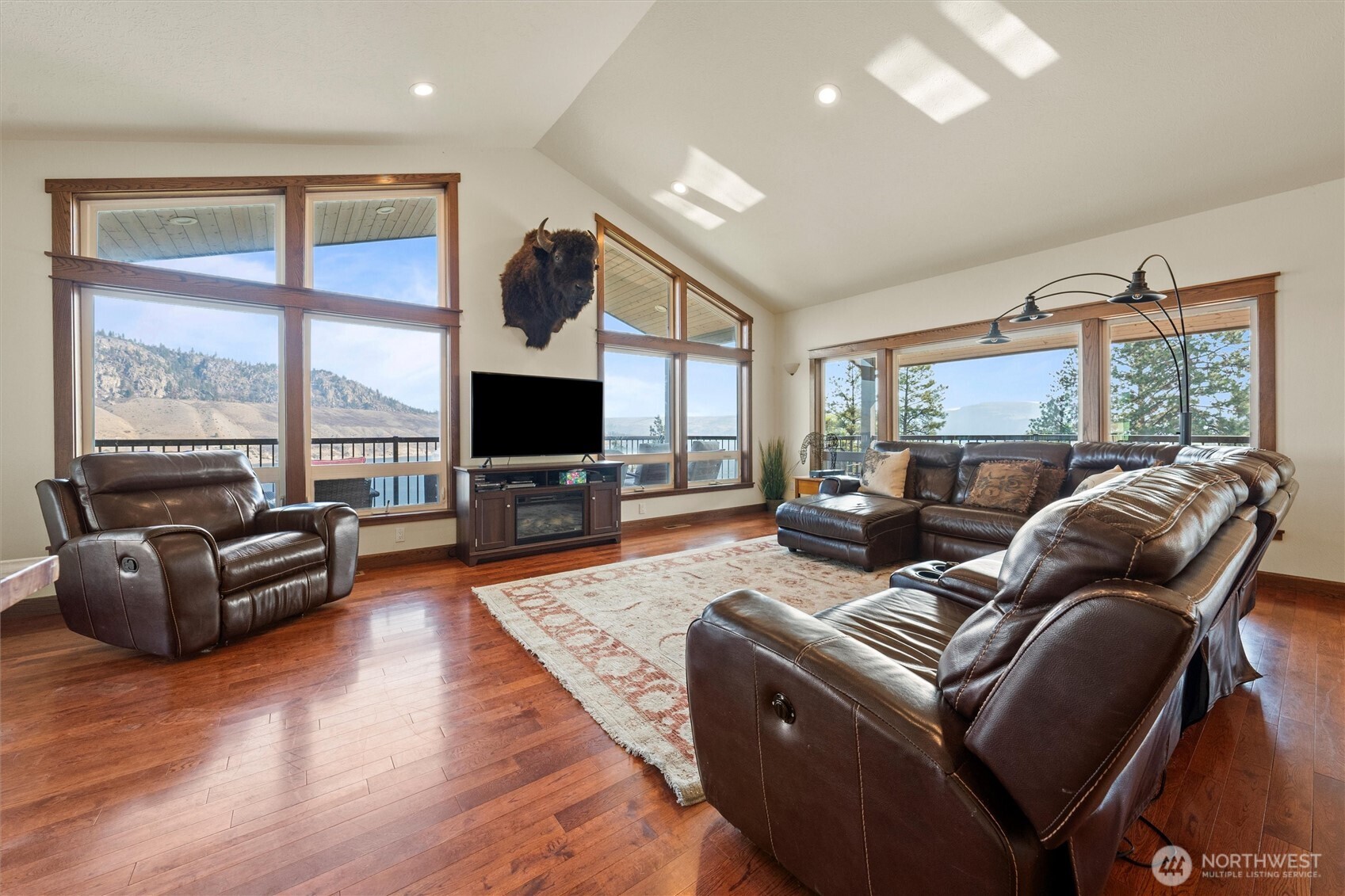 25725 Lincoln Hill Place E Creston WA 99147