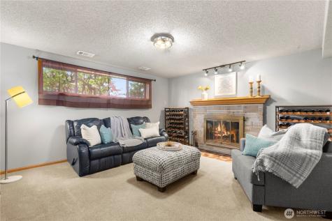 1827 N Whitman Street Tacoma WA 98406