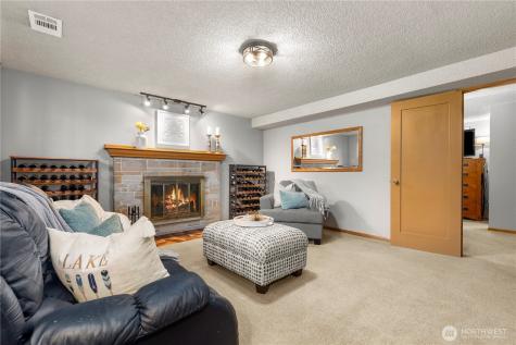 1827 N Whitman Street Tacoma WA 98406