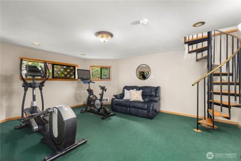 1827 N Whitman Street Tacoma WA 98406