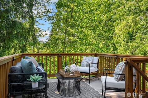 16700 Saybrook Drive NE Woodinville WA 98077