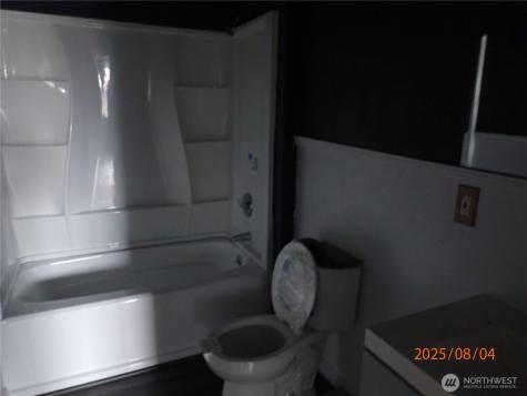 2002 Pacific Avenue Aberdeen WA 98520