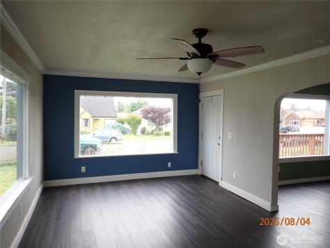 2002 Pacific Avenue Aberdeen WA 98520