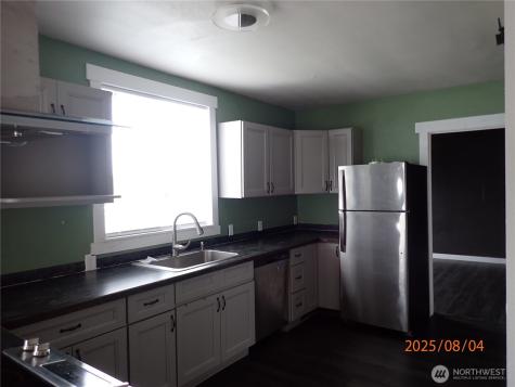 2002 Pacific Avenue Aberdeen WA 98520