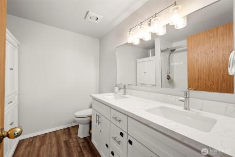 28046 121st Avenue SE Kent WA 98030