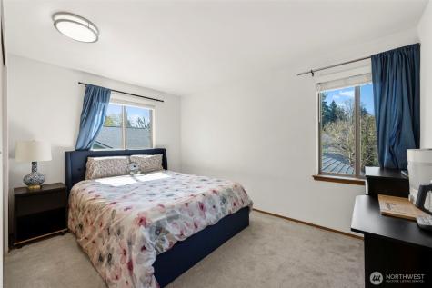 28046 121st Avenue SE Kent WA 98030