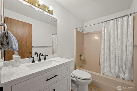 28046 121st Avenue SE Kent WA 98030