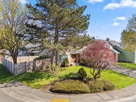 28046 121st Avenue SE Kent WA 98030