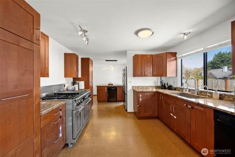 28046 121st Avenue SE Kent WA 98030