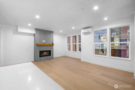 687 NW Locust St (Homesite #13) Issaquah WA 98027