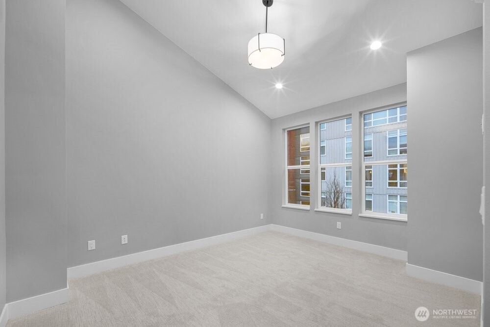 687 NW Locust St (Homesite #13) Issaquah WA 98027