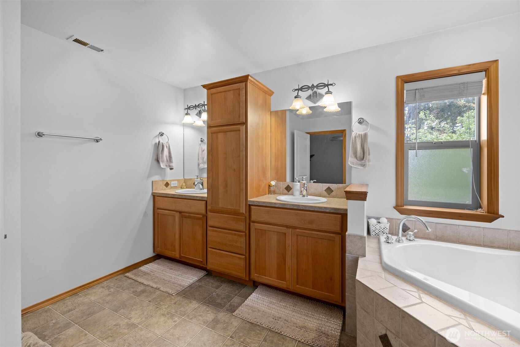 2201 W 16th Street Port Angeles WA 98363
