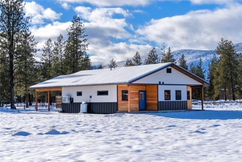 7 Round Rock Lane Winthrop WA 98862