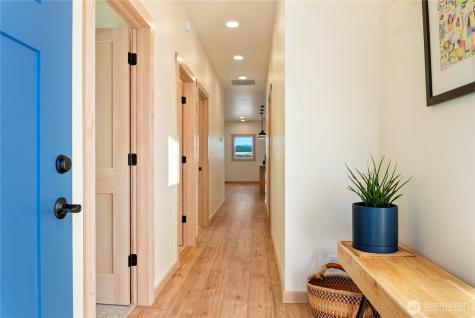 7 Round Rock Lane Winthrop WA 98862