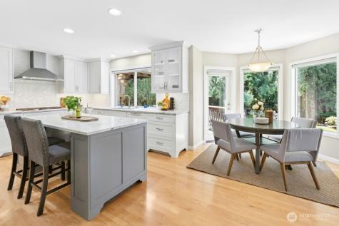 4649 225th Avenue SE Sammamish WA 98075