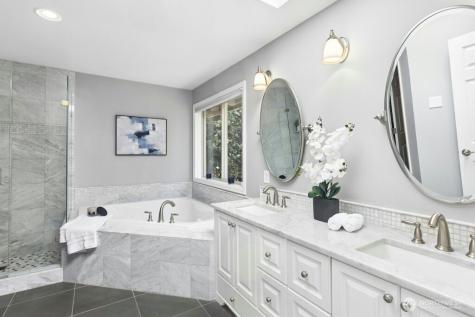 4649 225th Avenue SE Sammamish WA 98075
