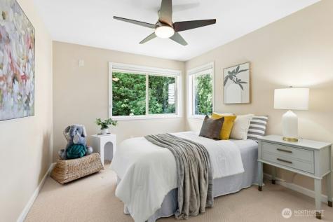 4649 225th Avenue SE Sammamish WA 98075