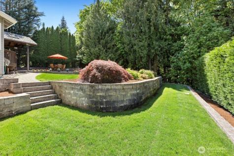 4649 225th Avenue SE Sammamish WA 98075