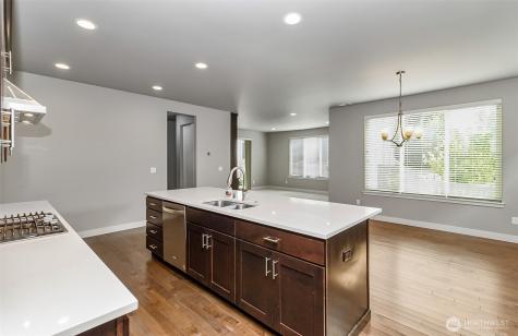 8312 8th Place SE Lake Stevens WA 98258