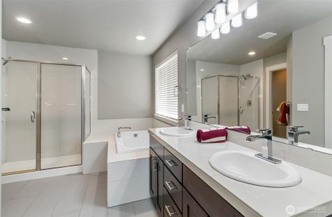 8312 8th Place SE Lake Stevens WA 98258