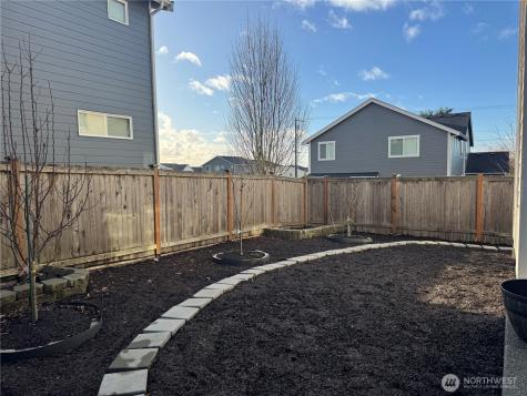 8312 8th Place SE Lake Stevens WA 98258