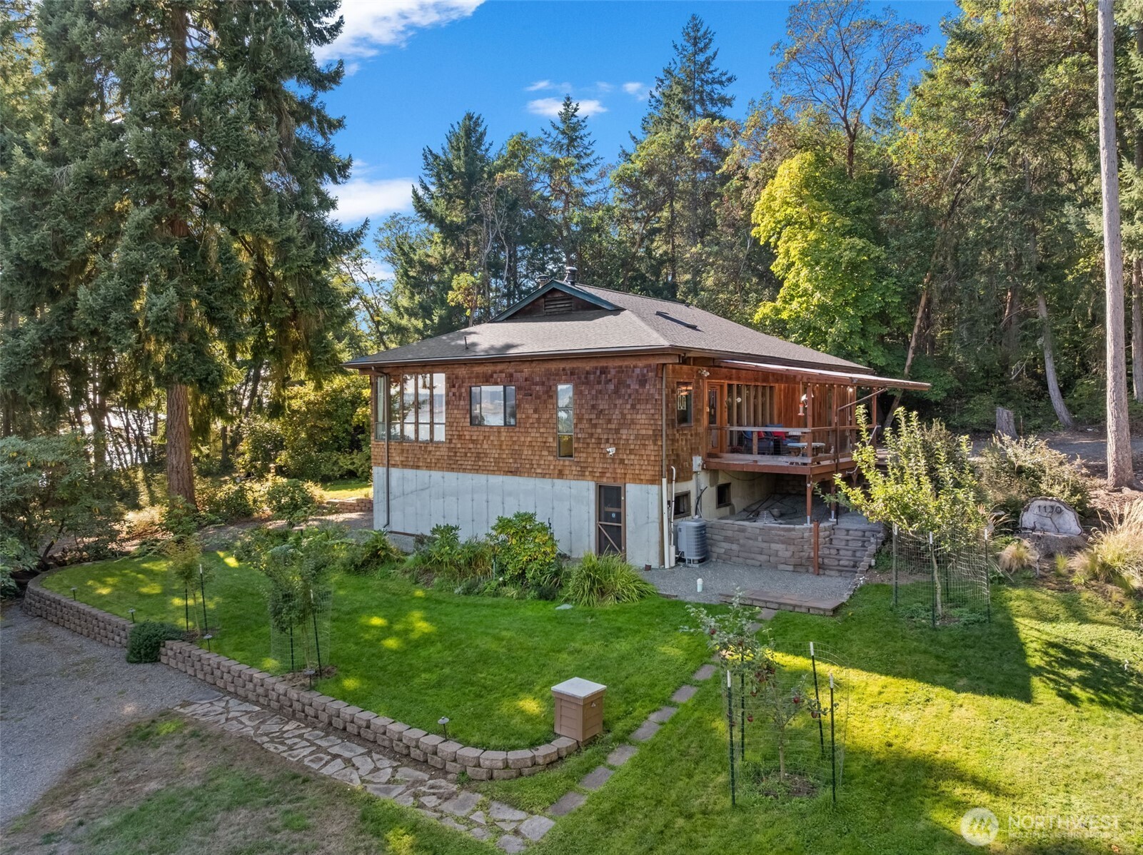 1130 Queets Drive Fox Island WA 98333