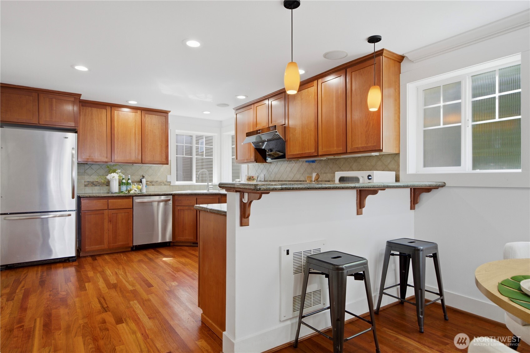 1022 Taylor Avenue N Seattle WA 98109