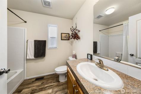 3439 S 184th Street Seatac WA 98188