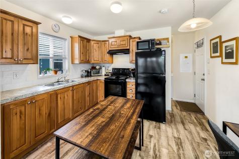 3439 S 184th Street Seatac WA 98188