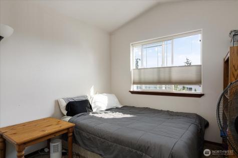 2375 SW Navigator Loop Oak Harbor WA 98277