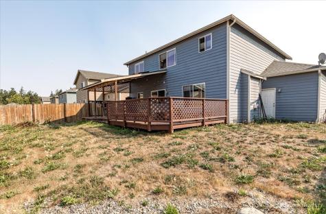 2375 SW Navigator Loop Oak Harbor WA 98277