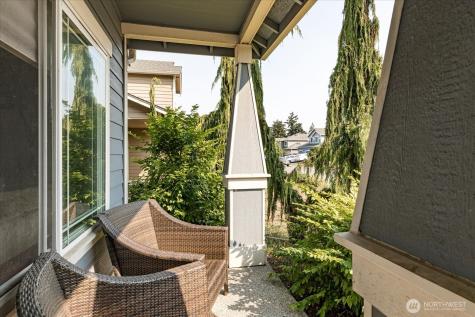 2375 SW Navigator Loop Oak Harbor WA 98277