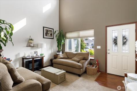 2375 SW Navigator Loop Oak Harbor WA 98277