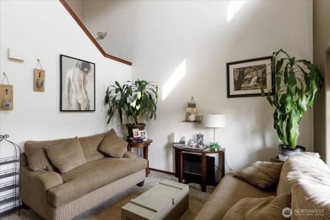 2375 SW Navigator Loop Oak Harbor WA 98277