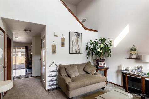 2375 SW Navigator Loop Oak Harbor WA 98277