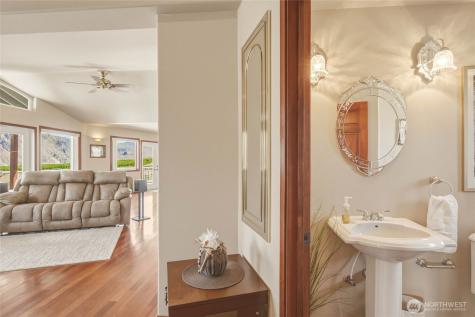 275 E Emerson Drive Orondo WA 98843