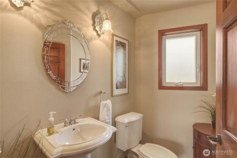 275 E Emerson Drive Orondo WA 98843