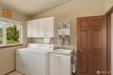 275 E Emerson Drive Orondo WA 98843