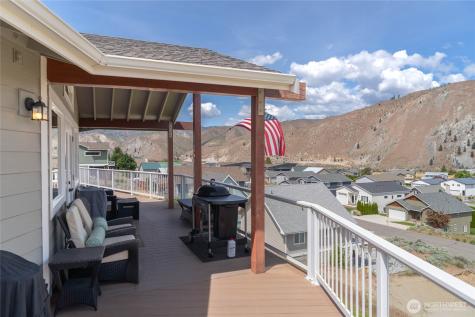 275 E Emerson Drive Orondo WA 98843